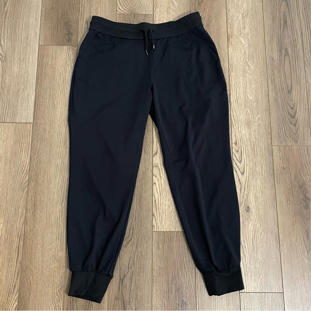 Athleta Flux Jogger 2.0 Pants‎ Black